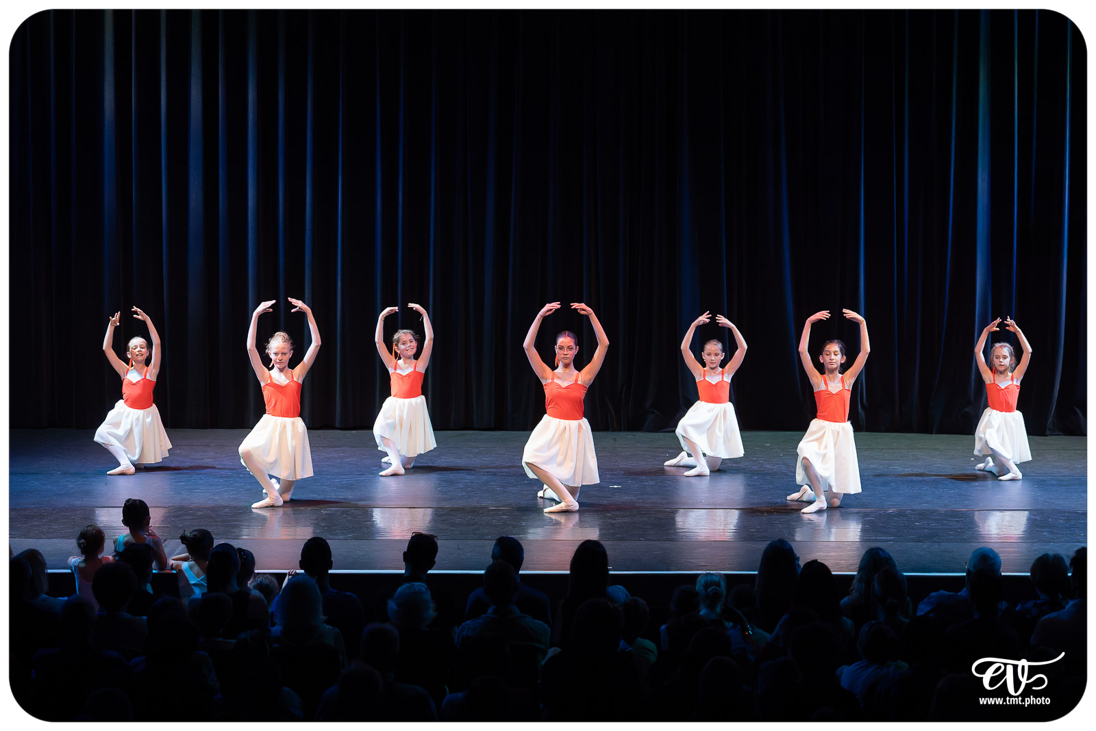 ECOLE DE DANSE CÉCILE ADAMOW